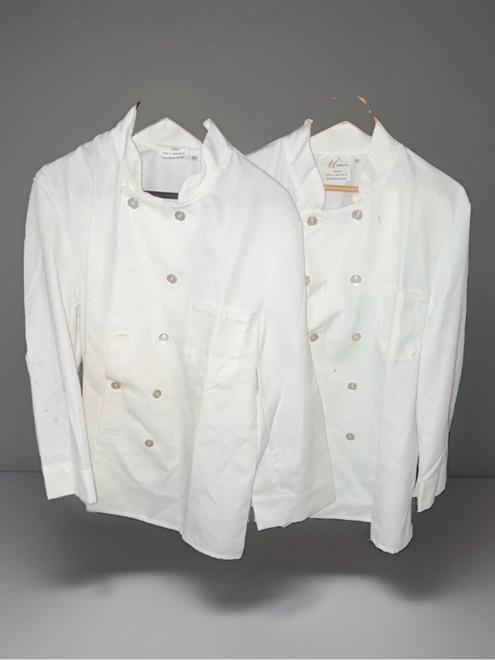 2 White Double-Breasted Chef Jacket  - BRAND: Uniform To You  SIZE: 44